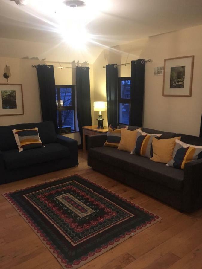 Nanny Quinn'S Apartment Killucan Екстер'єр фото